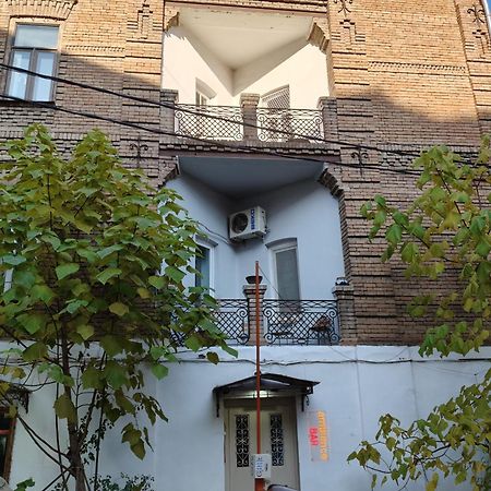 Ambience Hostel & Apartments Tbilisi Exterior photo
