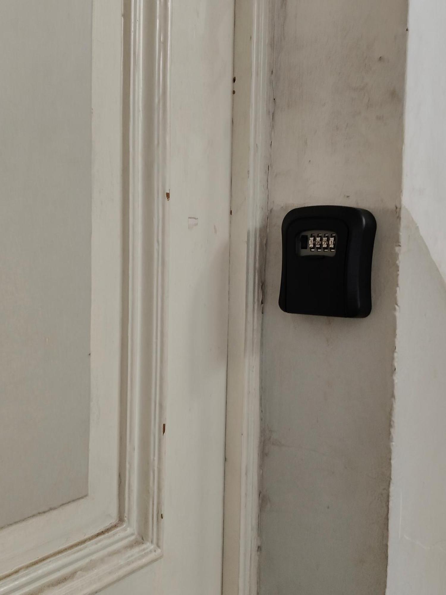 Ambience Hostel & Apartments Tbilisi Exterior photo